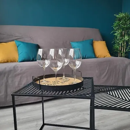 Le Mont De Couppes Apartment